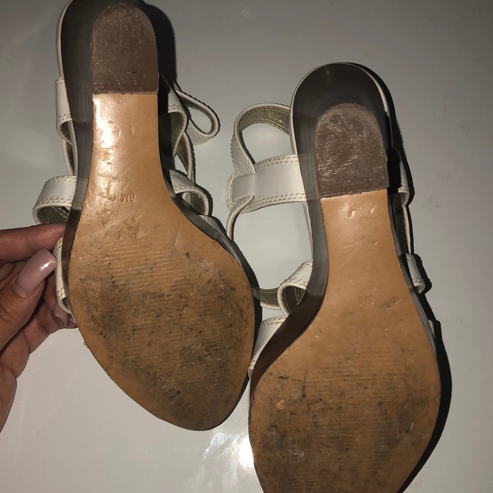 Shoes - Picture 3 of 4
